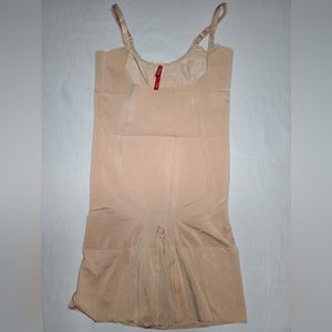 SPANX Bodysuit
